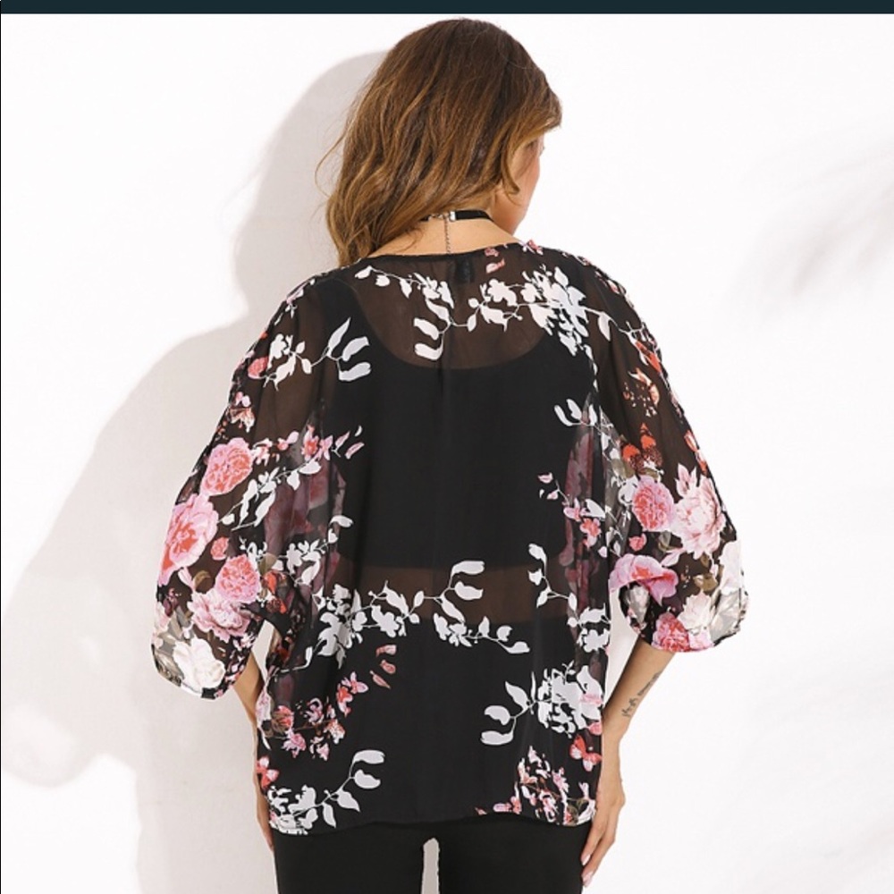 🌟HP🌟Vintage Floral Shawl Kimono - Picture 8 of 8